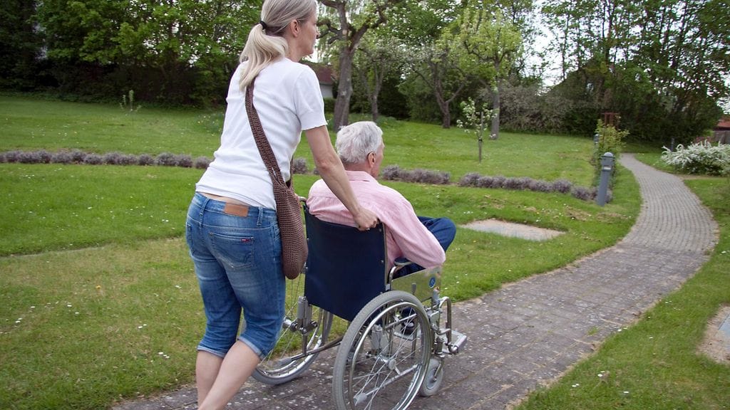 Tarjan elämä muuttui nopeasti, kun mies sai vuoden sisällä neljä aivoinfarktia. Kuvituskuva