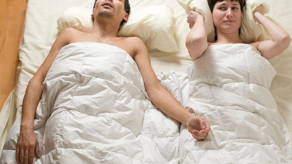 Lääkärin mukaan kuorsauksen haittaa kuulijalle ei pidä aliarvioida.