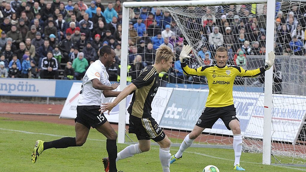 SJK pelasi päättyneellä kaudella Ykkösessä Seinäjoen keskuskentällä.