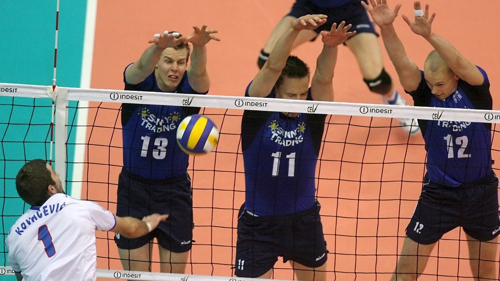 Mikko Oivanen (vas.), Janne Heikkinen ja Olli Kunnari Moskovassa 2007.