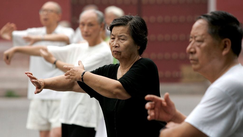 Tai-chi on iäkkäiden kiinalaisten keskuudessa suosittu liikuntalaji.