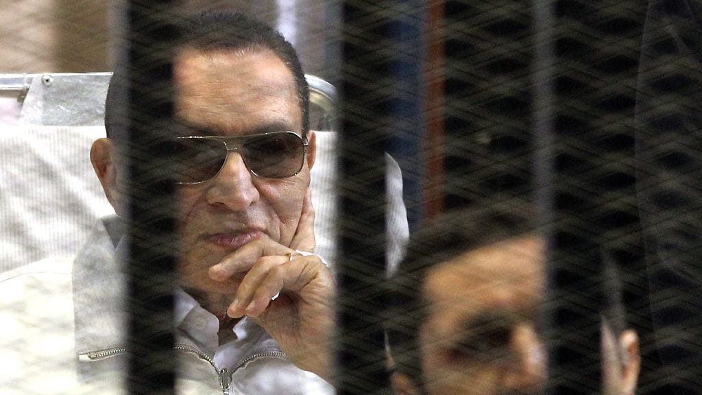 Hosni Mubarak (vas.) pääsee pian vapaaksi.