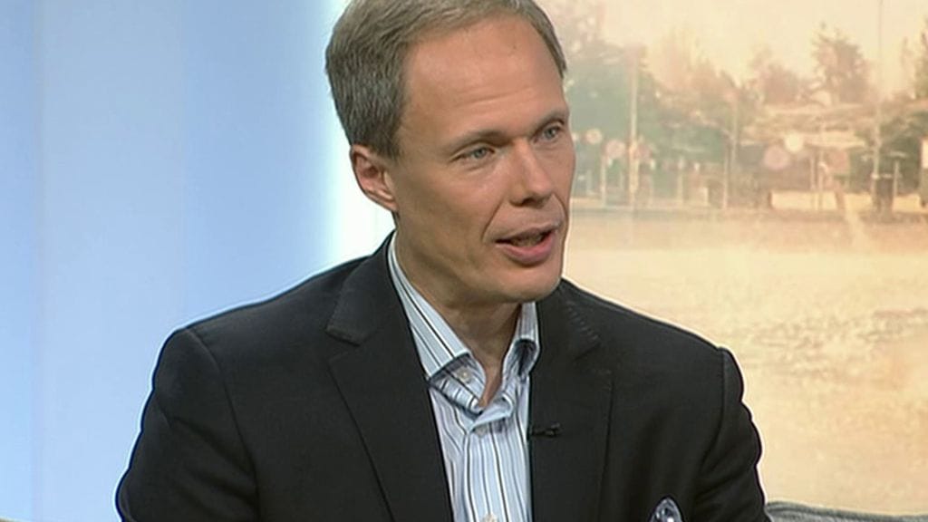 Veikkauksen toimitusjohtaja Juha Koponen kertoo uudistuneesta Lotto-lähetyksestä Huomenta Suomessa.