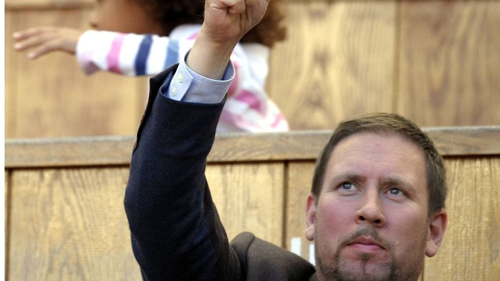 Ministeri Paavo Arhinmäki Moskovassa miesten keihään karsinnoissa viime viikonloppuna.