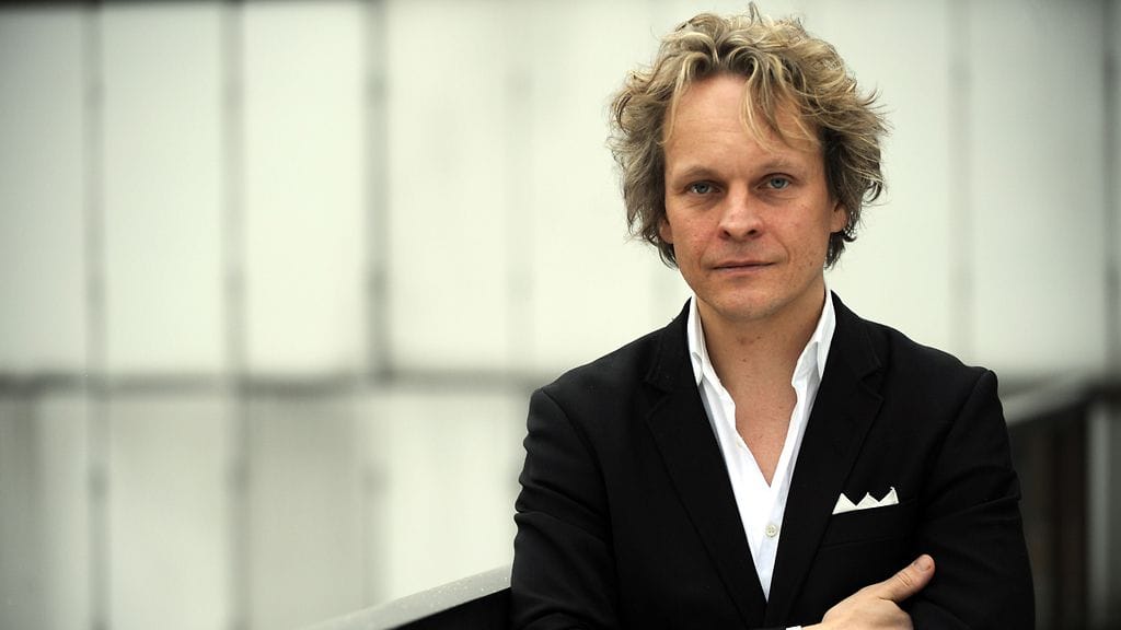 Huonekalumuotoilija, arkkitehti Ilkka Suppanen.