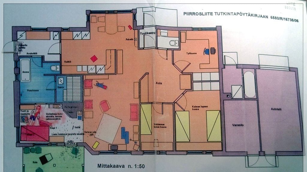 Varsinainen rikospaikkatutkinta rajattiin tiukasti tekopaikan ympärille takkahuoneeseen, olohuoneen laidalle ja terassille.