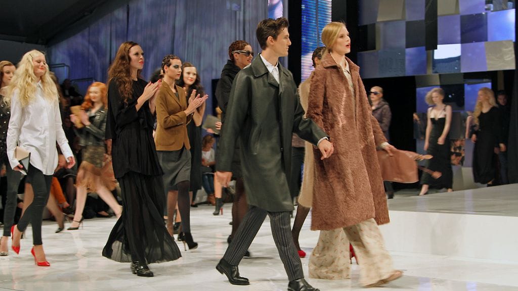 Suvi Koponen ja Tyler Riggs Helsinki Fashion Weekend -näytöksessä 31.8.2013.