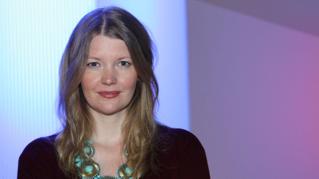 Pipsa Hurmerinta rentoutuu Thaimaassa.