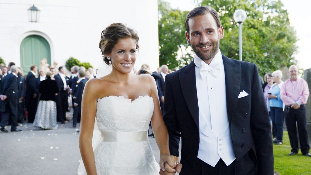 Parran kasvattanut Jonas Bergström ja Stephanie af Klercker menivät naimisiin.