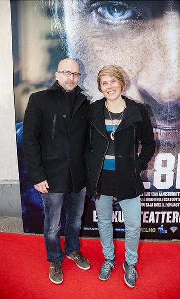 Tuuli Petäjä-Sirén miehensä Villen kanssa.