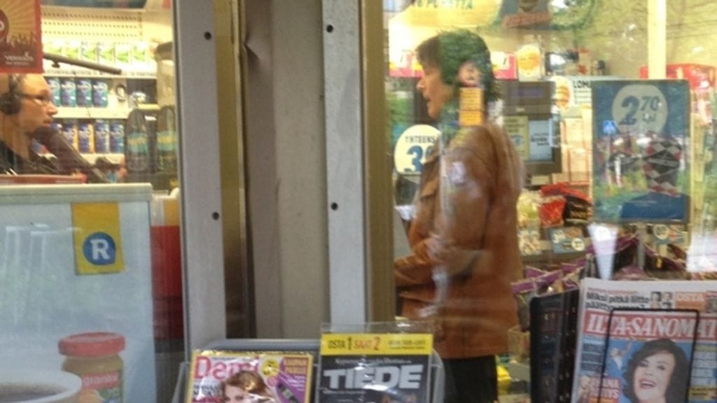 Kioski suljettiin Ronn Mossin vierailun ajaksi.