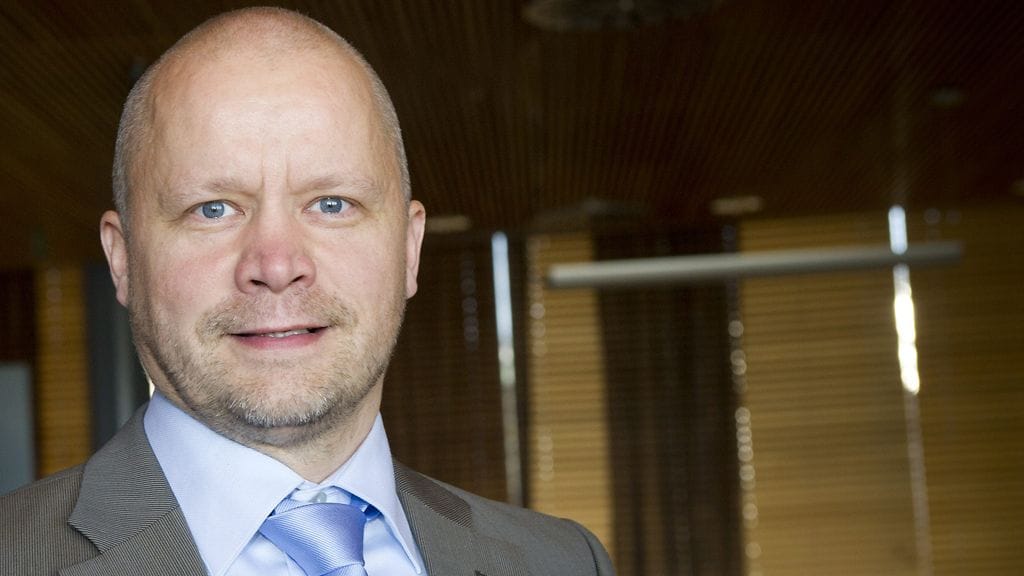 Nordean pääekonomisti Aki kangasharju tyrmää epäilyn, että pankki olisi käynyt ulkomaita myöten toivomassa Suomen luottoluokituksen alentamista.