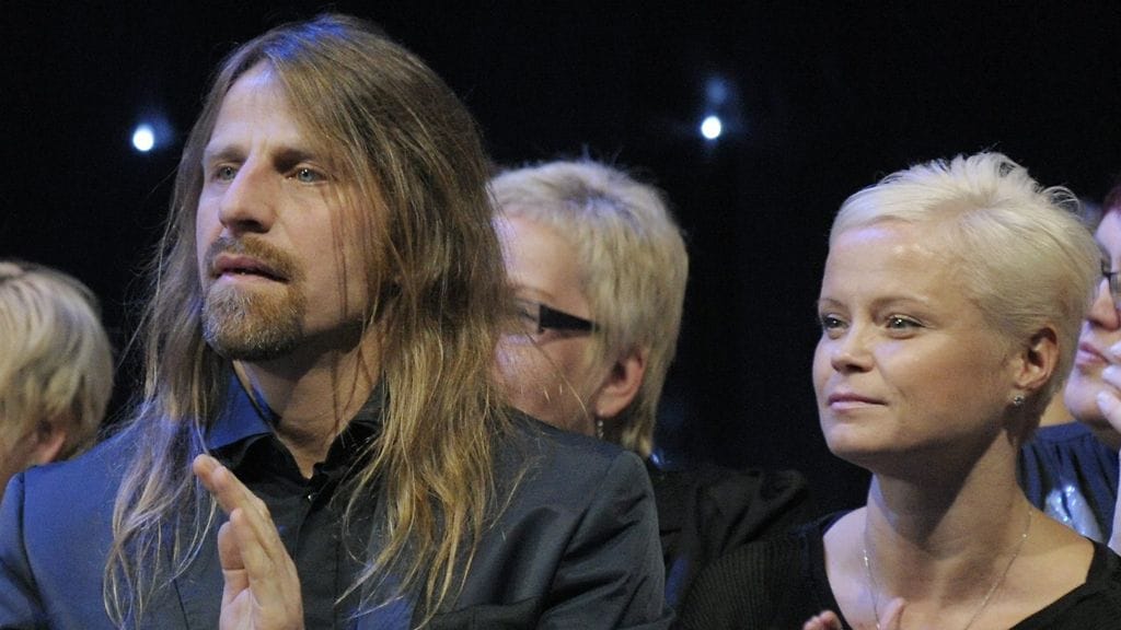 Jone Nikula ja Hanna Karttunen Tanssii Tähtien Kanssa -yleisössä syksyllä 2011.