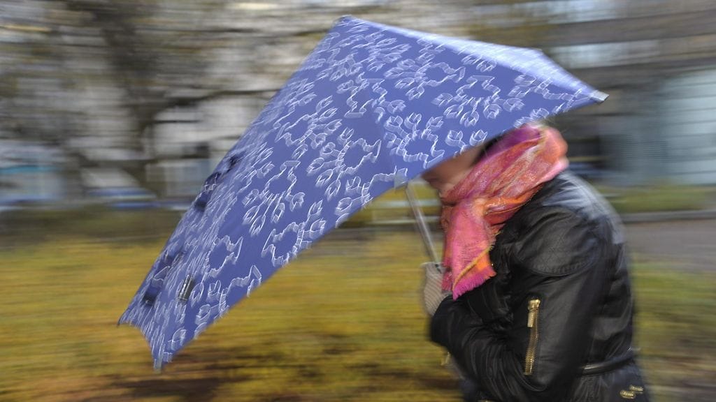 Ainakin Uudellamaalla on satanut vettä lauantaista saakka.