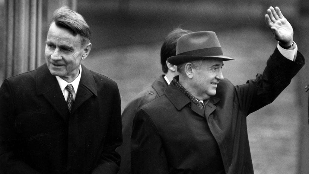 Mauno Koivisto ja Venäjän presidentti Mihail Gorbatšov