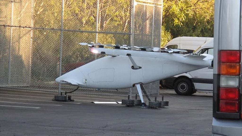 Googlen pääkonttorin lähellä kuvattu lentoauto. Kuvaaja: Thomas Shepard