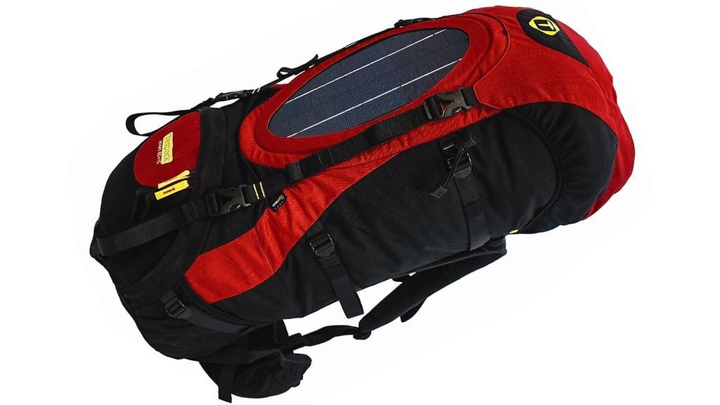 Suomalainen Tespack älyreppu sisältää aurinkopaneelin ja akun, joiden avulla mukana kulkevat älylaitteet saadaan ladattua.