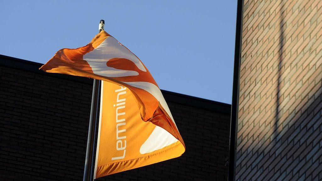 Lemminkäisen lippu liehuu.