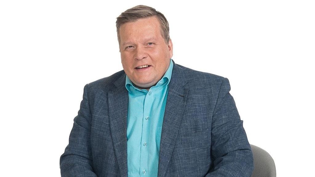 Karhuvaara odottaa yhteiskunnallisia aiheita ja vieraita.