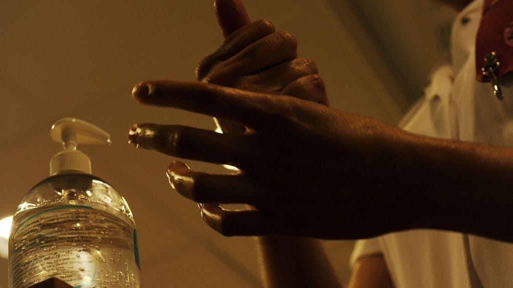 Tukes kehottaa varmistamaan, että pintojen ja ihon desinfiointiin käytetään vain valmisteita, joiden tehoaineet ovat EU:ssa sallittuja.