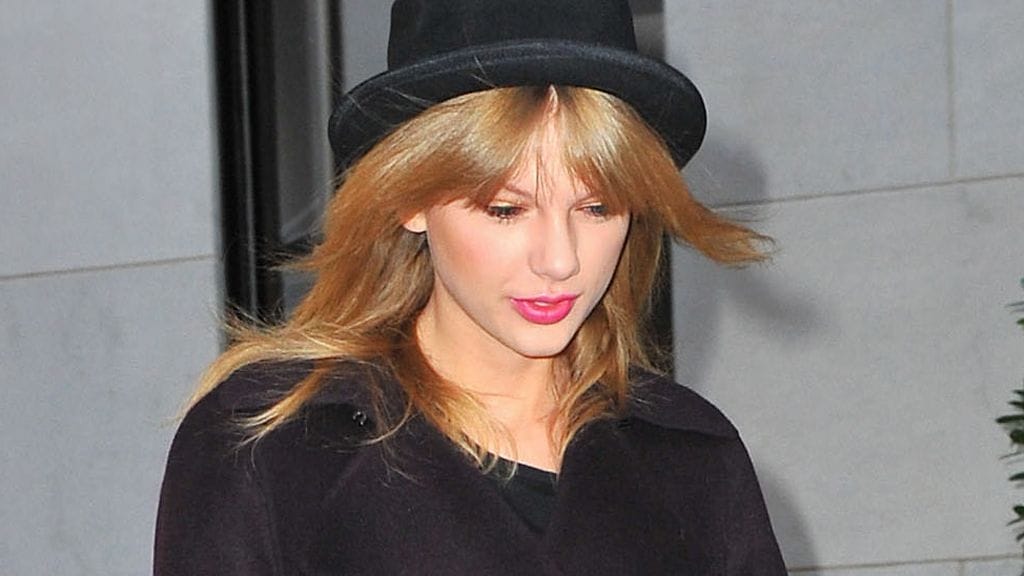 Jopa kahvimuki sointui Taylor Swiftin asukokonaisuuteen.