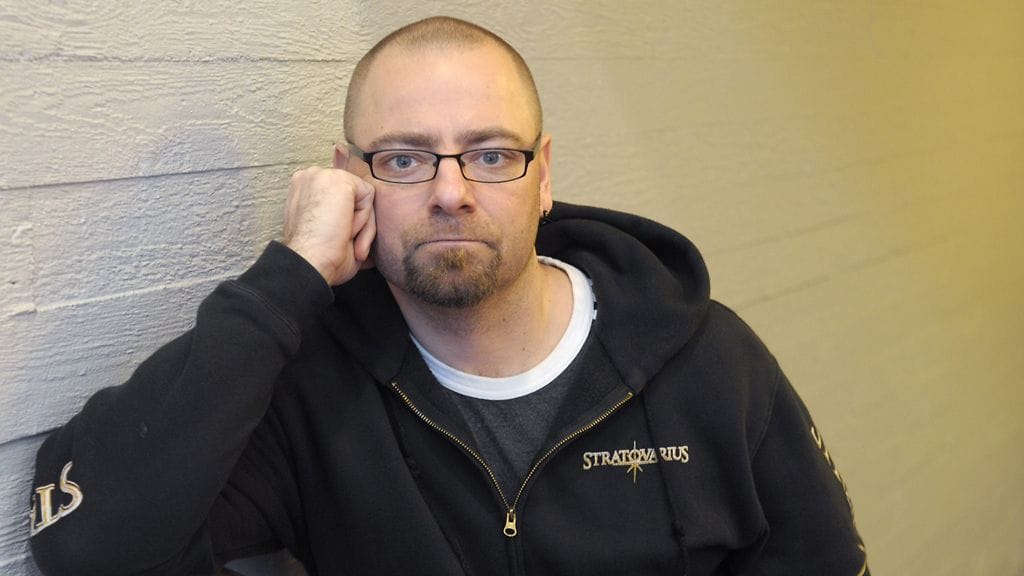 Aleksi Mäkelä on ohjannut uuden Kummeli V -elokuvan.