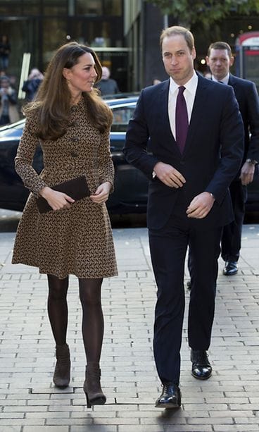 Catherine ja William matkalla hyväntekeväisyystapahtumaan.