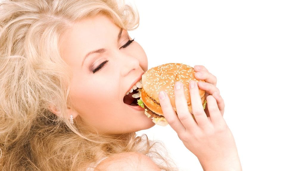 Oletko tottunut hemmottelemaan itseäsi suklaalla, kun maailma murjoo?