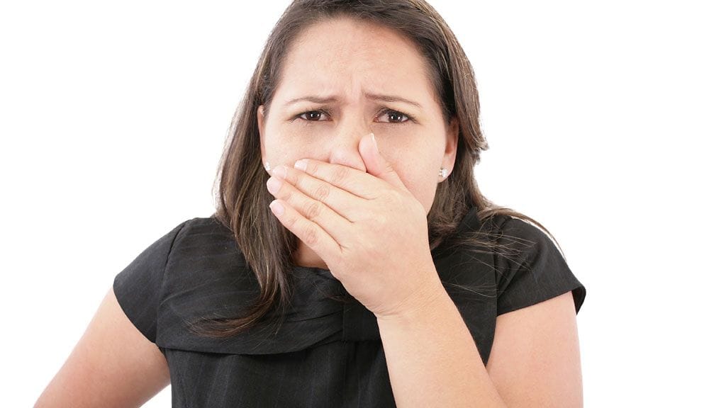 Pahanhajuinen hengitys luo kiusallisia tilanteita.