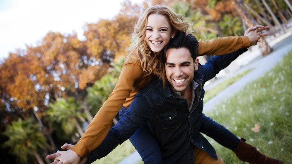 Elämä voi muuttua positiivisemmaksi pienillä kysymyksillä, joilla on suuria vaikutuksia.