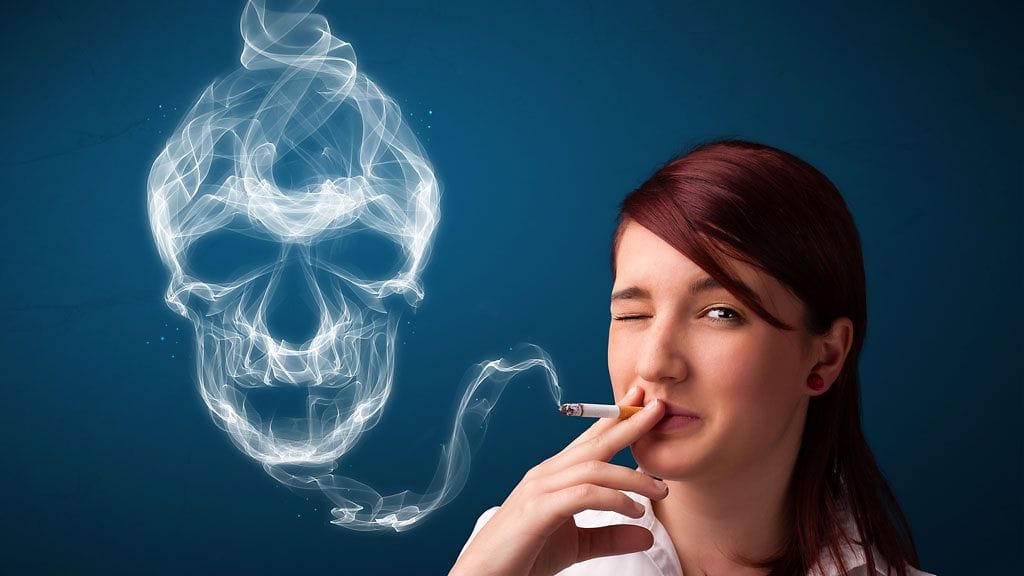 Tupakointi vaarantaa terveytesi - ja ennakoi huonompaa tulotasoa.