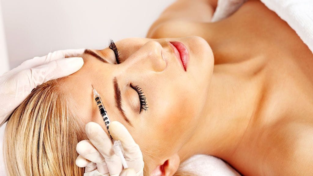 Ilmeryppyjä voi hoitaa Botoxilla.