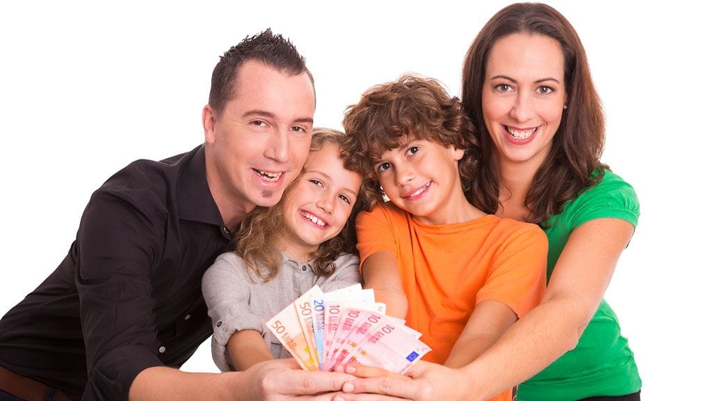 Perheen seura on brittiselvityksen mukaan kolmanneksi ikimuistoisinta aikaa ihmisen elämässä.