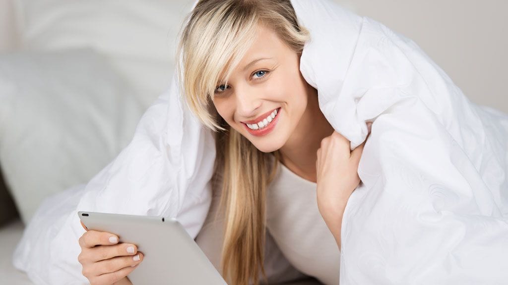 Nettiflirttailussa sanasepot ovat vahvoilla.