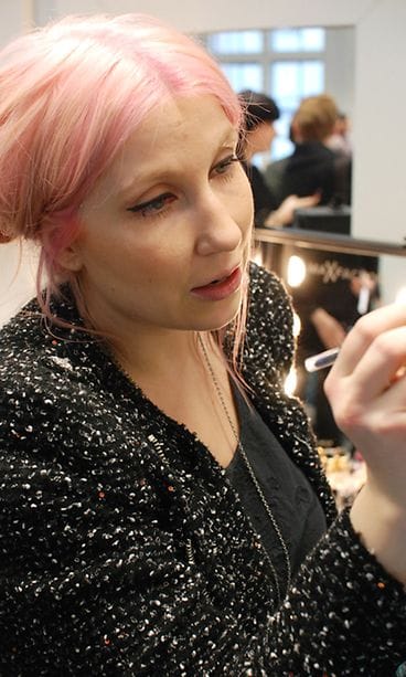 Meikkitaiteilija Piia Hiltunen (Max Factor)