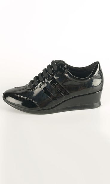 Kengät: Calvin Klein / Brandos.fi