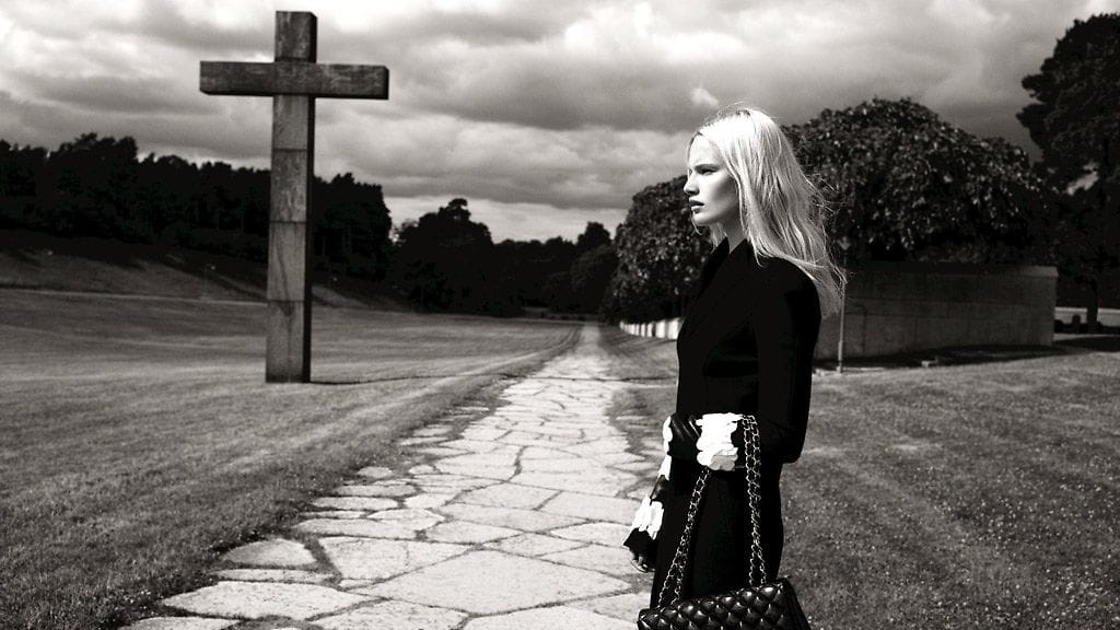 Ruotsalainen malli Vicky Andren Northern Women in Chanel -kirjan kuvassa.