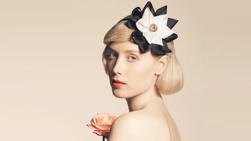 YO-laketti on suosittu, muttei syrjäytä vielä perinteistä lakkia.