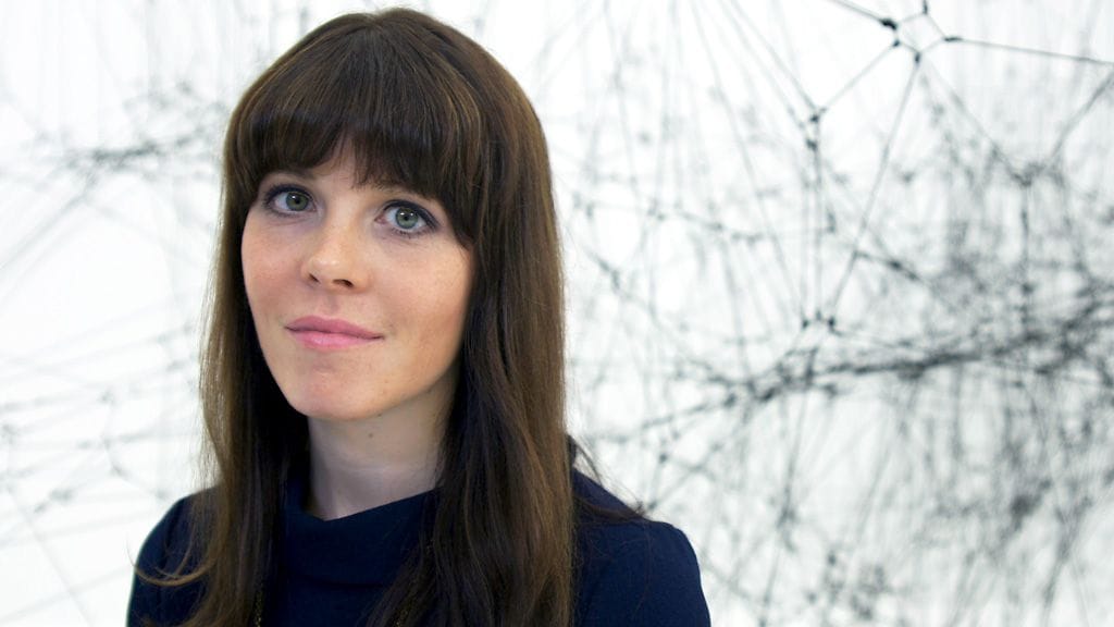 Riikka Pulkkinen suosittelee historiallisia romaaneja.