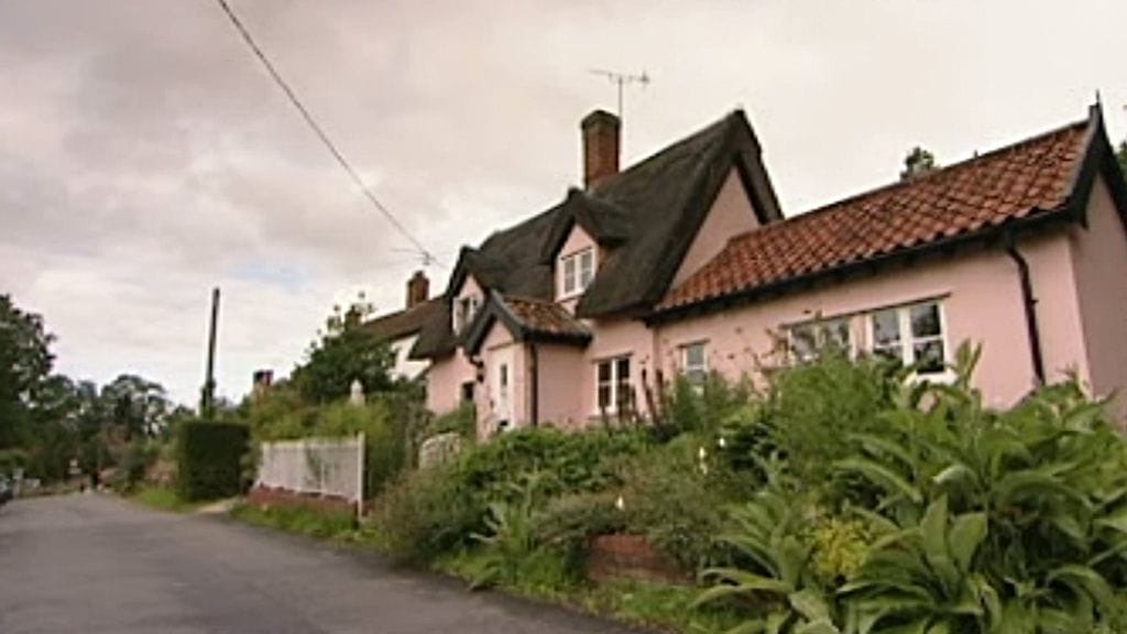 Britannian kauneimmat kodit: Olkikattoiset kaunottaret