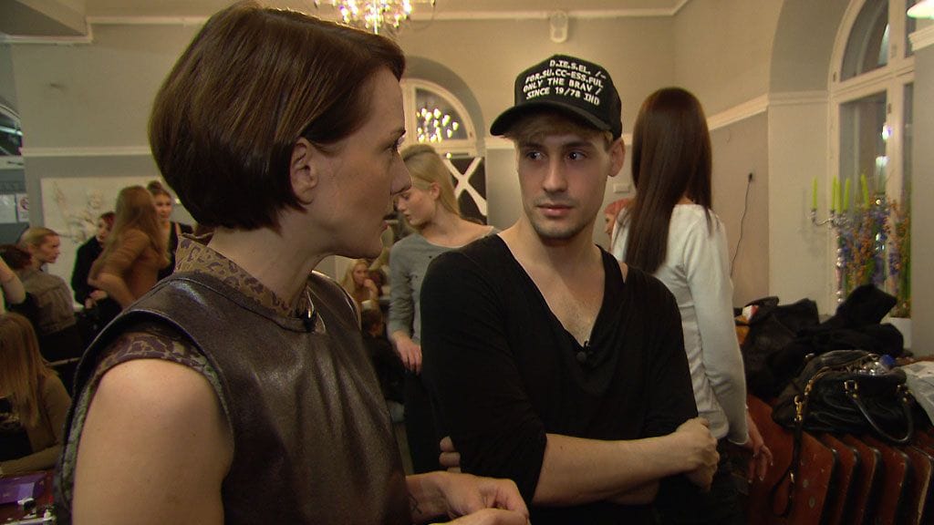 Kenkien on sovittava muotinäytöksen asuihin siinä missä hiusten ja meikinkin.