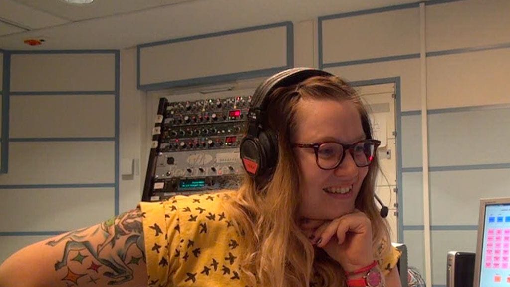 Venla nauttii työstään radiojuontajana.