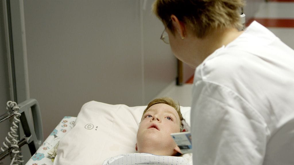 Pieniä potilaita, jakso 6. Eetu