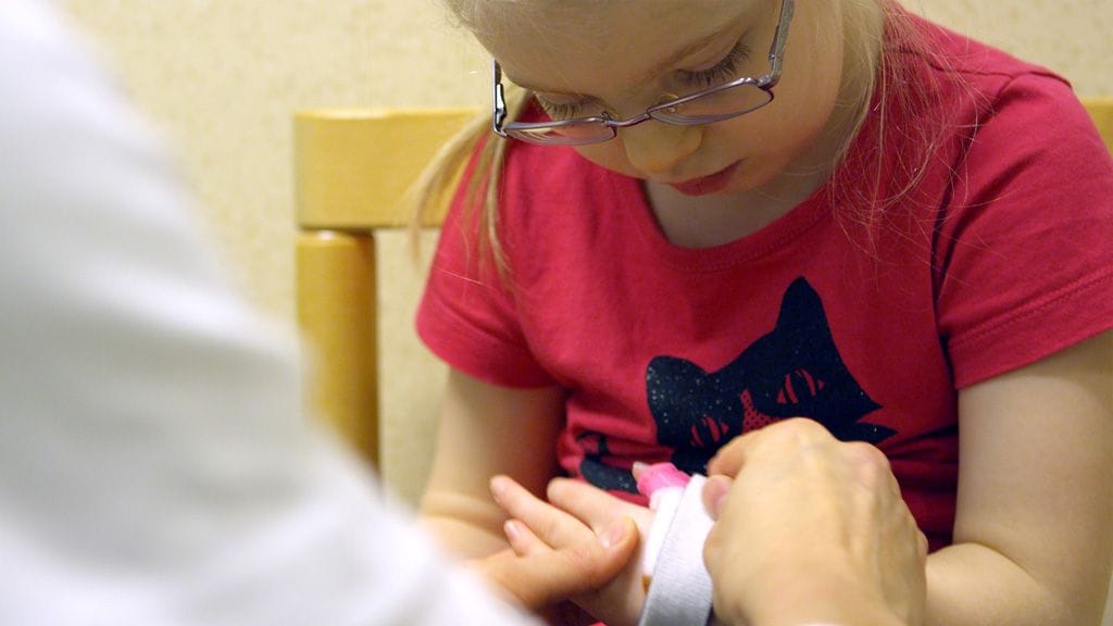 Pieniä potilaita, jakso 9. Eelin