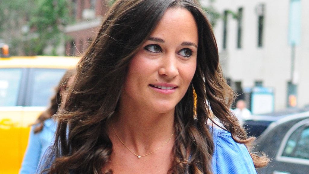Paparazzit piirittivät Pippa Middleton New Yorkissa.