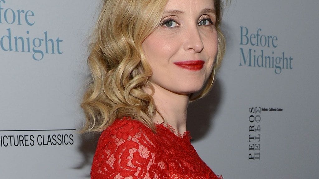 Julie Delpy on upea nelikymppinen näyttelijätär, jolla on asenne kohdallaan.