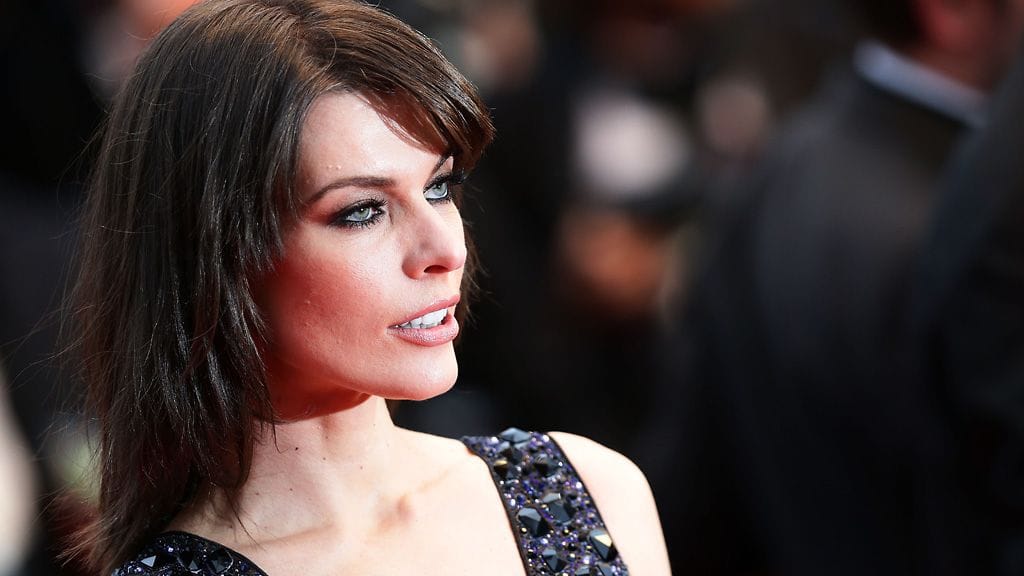 Milla Jovovich All Is Lost -elokuvan ensi-illassa 22.5.2013.