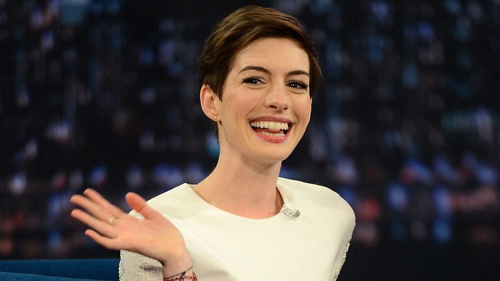 Anne Hathaway vuonna 2003.