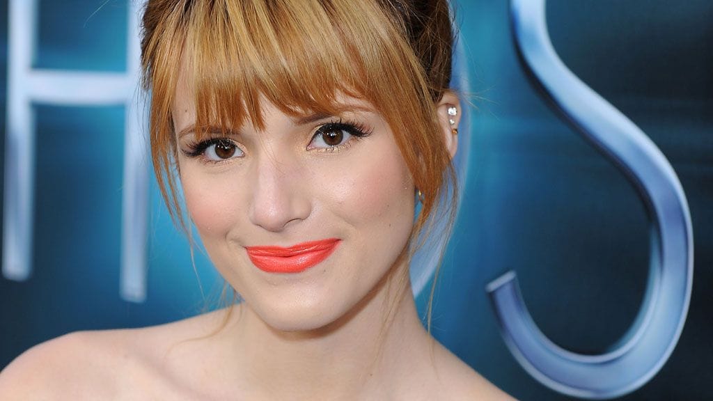 Vasta 15-vuotias Bella Thorne on hämmästyttävän kaunis.