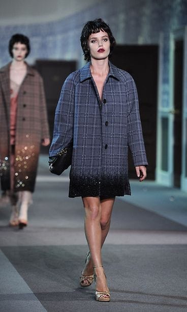 Louis Vuitton Pariisin muotiviikko 2013 Georgia May Jagger